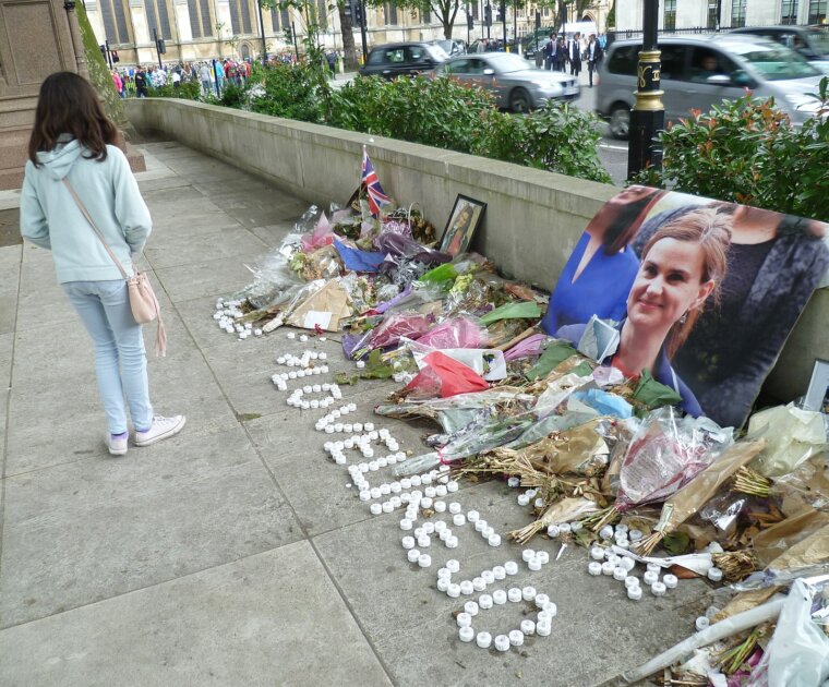 1600px Jo Cox memorial Parliament Square London 4