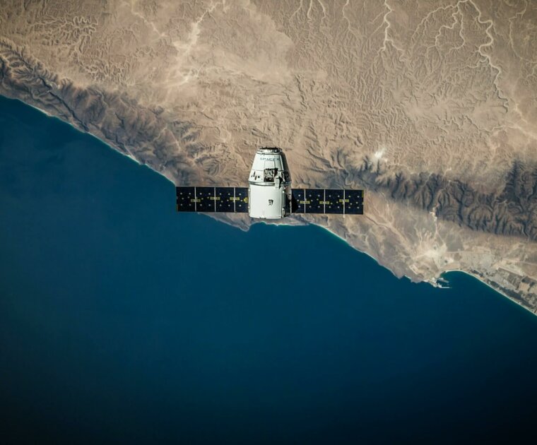 spacex VBNb52J8Trk unsplash scaled e1644860674831