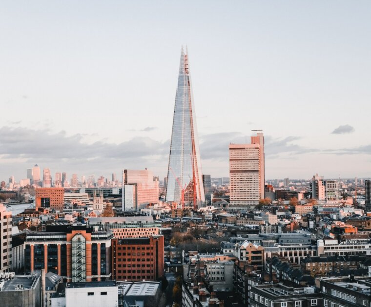 aaron gilmore aQLdDgROIZQ unsplash 1